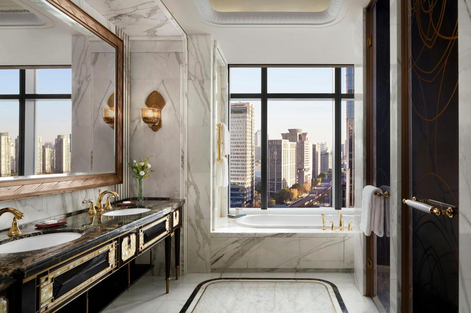 Hotel The St. Regis On The Bund, 5*